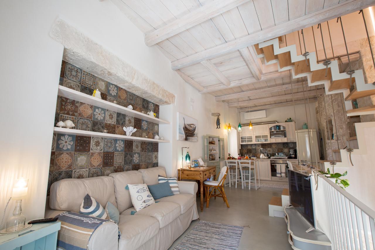 ポリニャーノ・ア・マーレ Trame - La Naca Sul Porto Bed & Breakfast エクステリア 写真